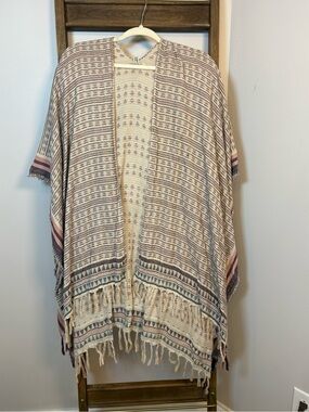 Boho Fringe Throw Poncho - Blush & Cream